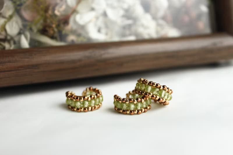 橄欖石耳骨夾 14kgf  橄欖石 耳骨夾 禮物