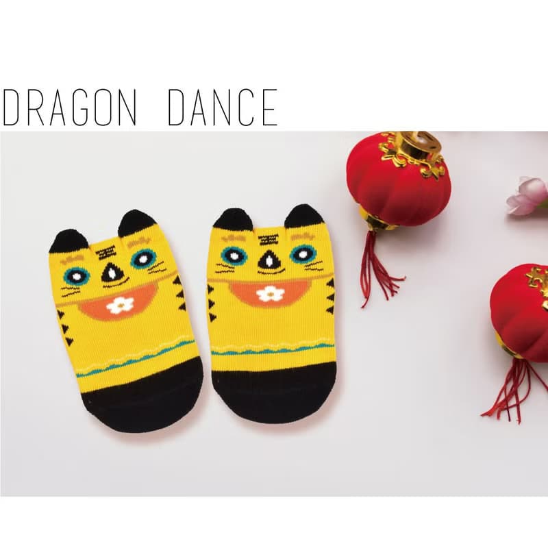 新年招財立體止滑寶寶襪3款各1雙   招財貓 虎爺 財神