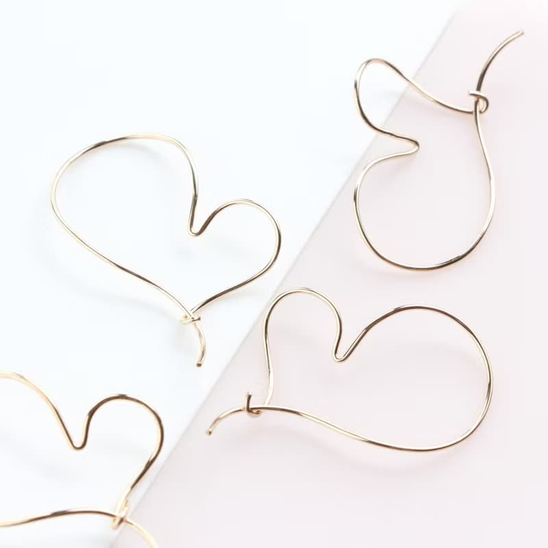 14kgf-fluffy heart pierced earrings/can change to clip-on