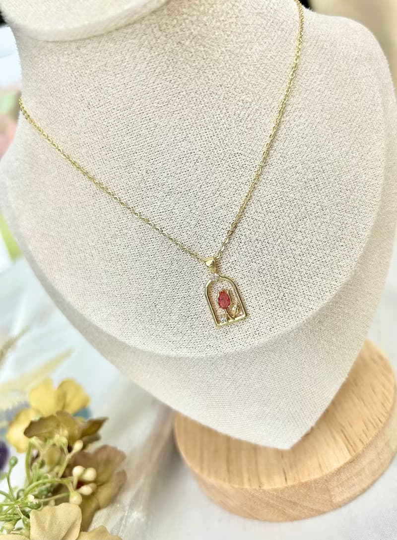 窗臺紅小花吊墜項鍊 石榴石項鍊 手作項鍊 手作飾品 天然石飾品