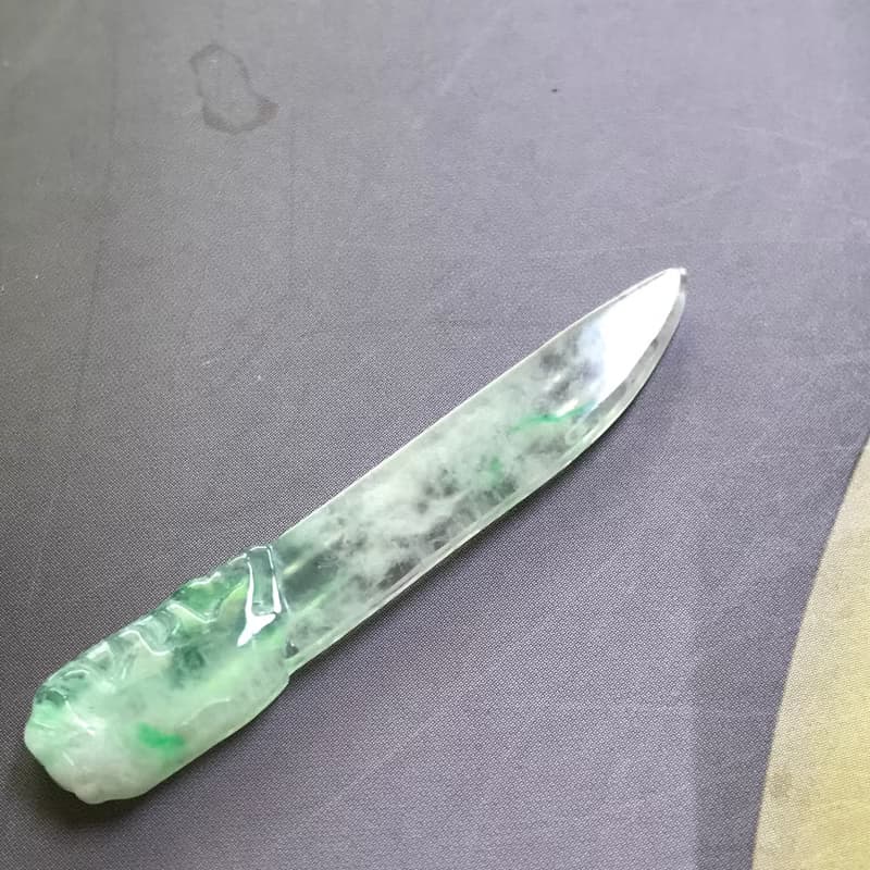 金絲陽綠玻璃種翡翠屠龍寶刀 | 天然緬甸玉A貨翡翠 | 送禮