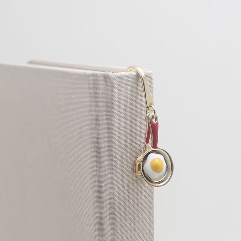 Fried egg bookmark,Fried Egg Charm Bookmark, Chef Gifts, Cook Gifts, Restuarant