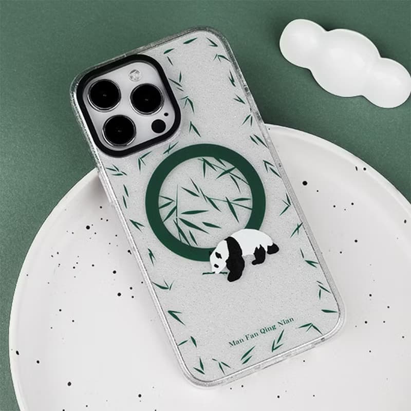 綠色竹林熊貓 iPhone 磁吸手機殼