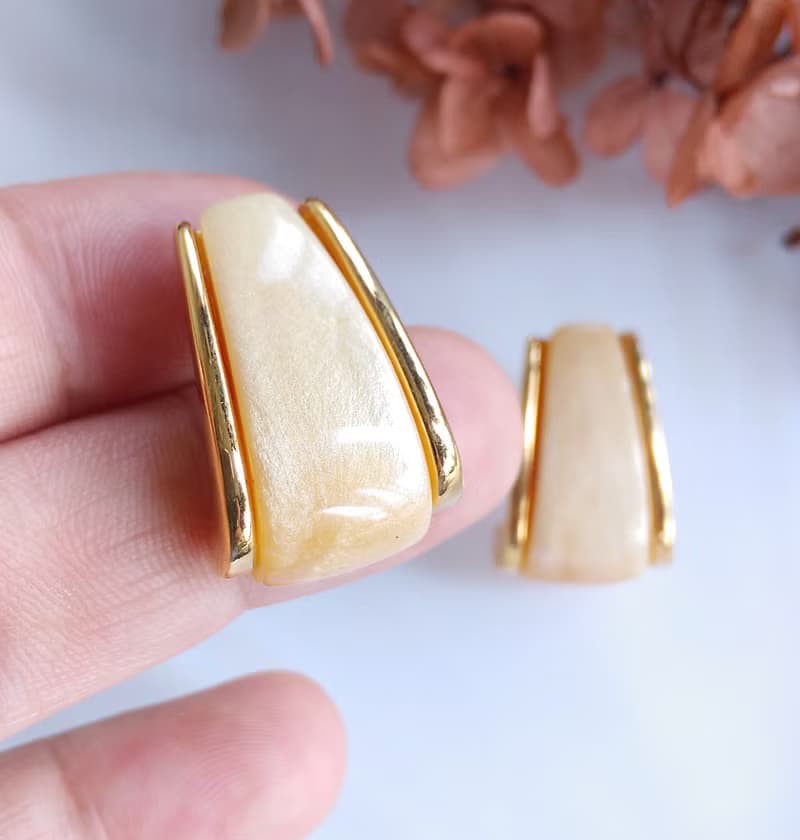 Vintage Jewelry 西洋古董飾品 Napier 金色調 知性典雅 針式耳環