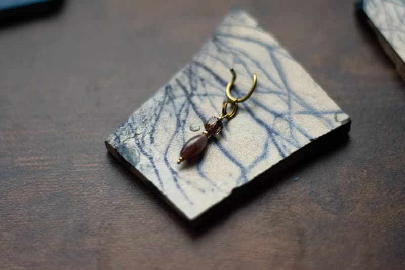 Sight Of Twinkling | 瑪瑙琉璃耳環 可拆式無痛耳扣 - 單只販售