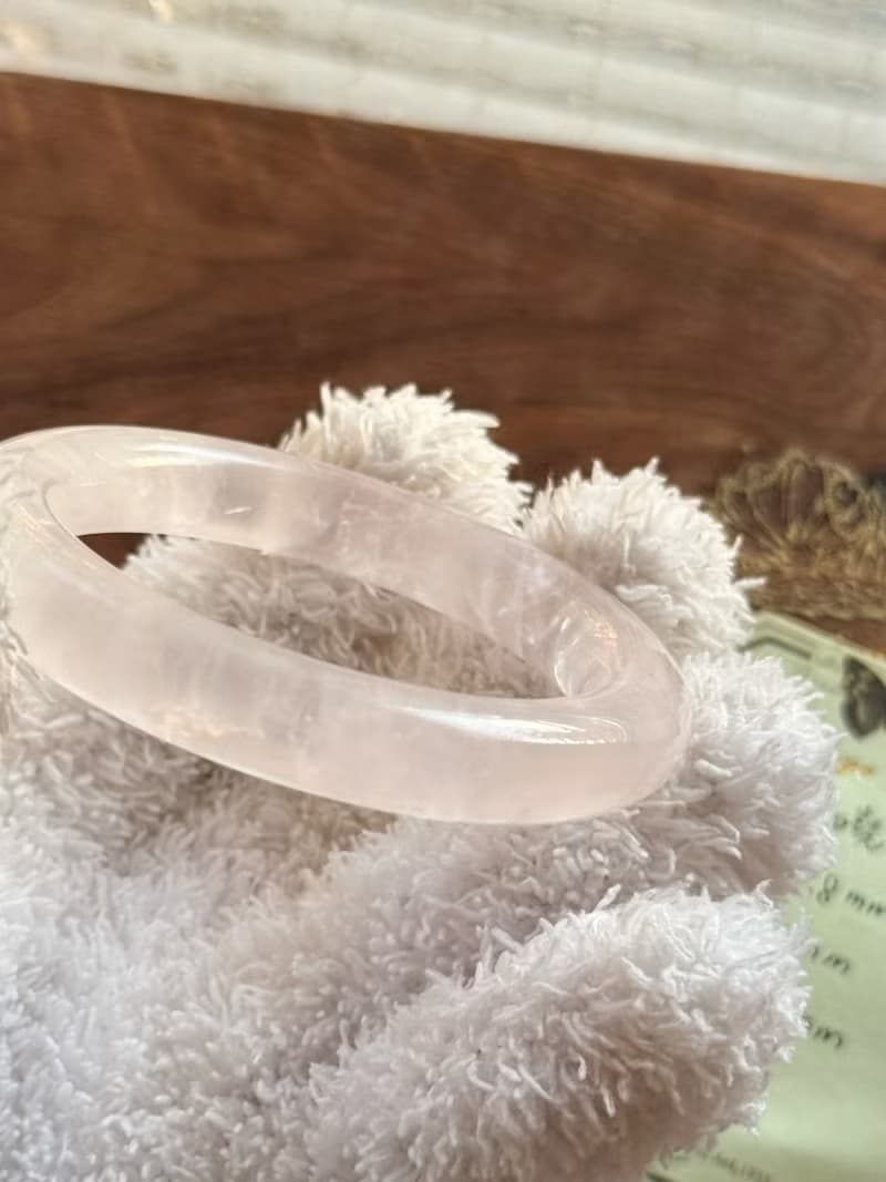 鶯啼春曉丨天然冰透馬達加斯加粉晶手鐲丨灌注水晶靈氣丨彌雅原創