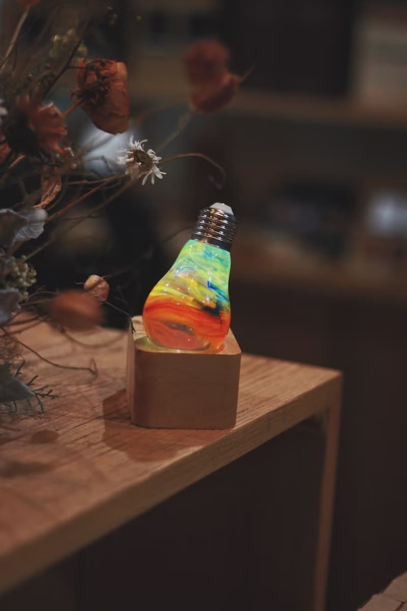 流光宇宙系列 色彩繫手繪燈泡 原創樹脂實心藝術小夜燈氣氛燈床頭