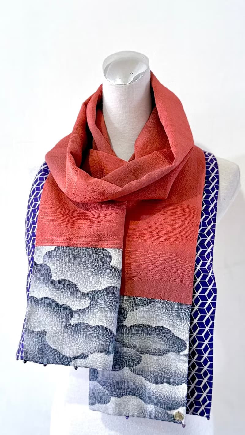 純手作絲質紫色幾何格撞色磚紅線條晚霞黑色灰階點點雲朵圍巾披肩