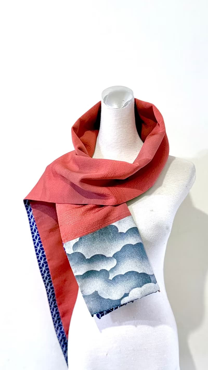 純手作絲質紫色幾何格撞色磚紅線條晚霞黑色灰階點點雲朵圍巾披肩