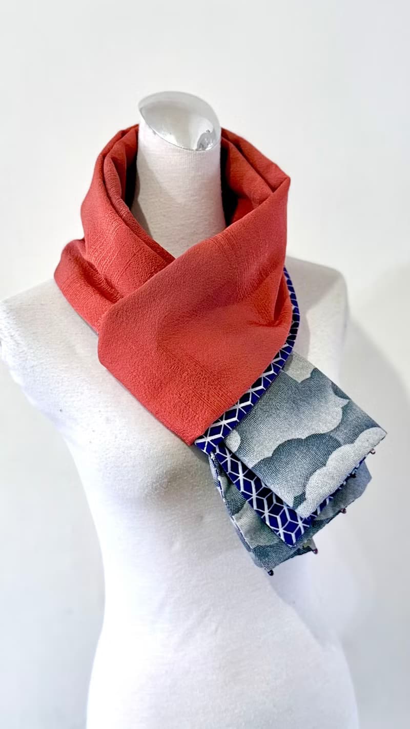 純手作絲質紫色幾何格撞色磚紅線條晚霞黑色灰階點點雲朵圍巾披肩