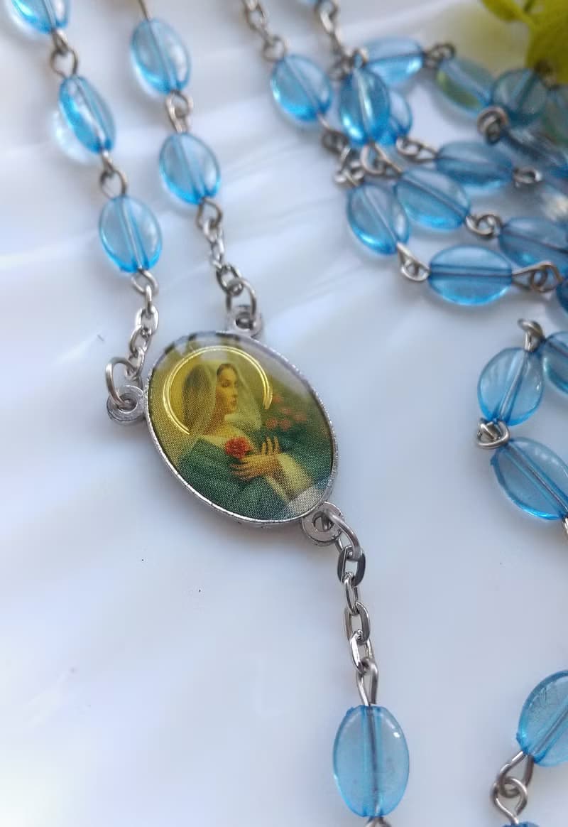 【西洋古董飾品】義大利玫瑰念珠十字架項鍊 長鍊 藍色扁珠款