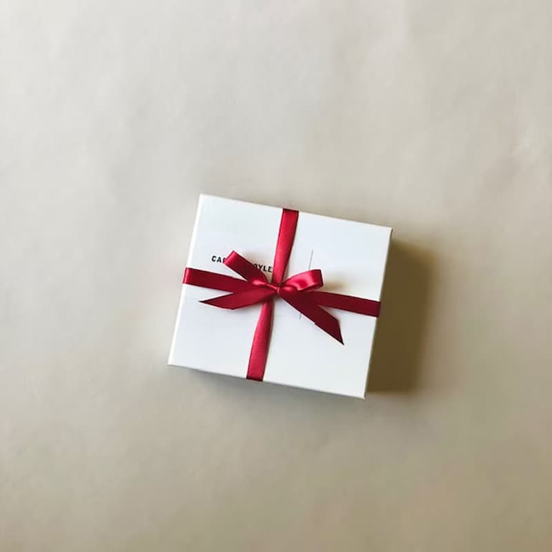 日本製革　小銭が取り出しやすい二つ折り財布 - Short Wallet - BEIGE - CAREN QUOYLE -