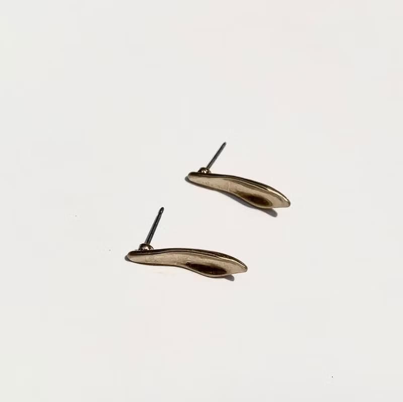 羽毛造型金屬耳環 Feather earrings