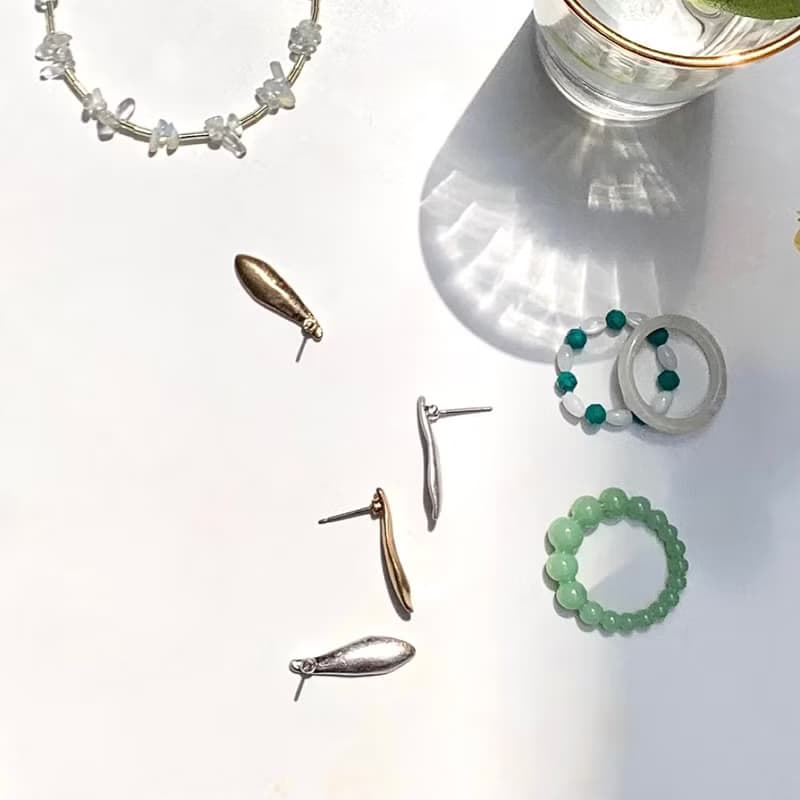 羽毛造型金屬耳環 Feather earrings