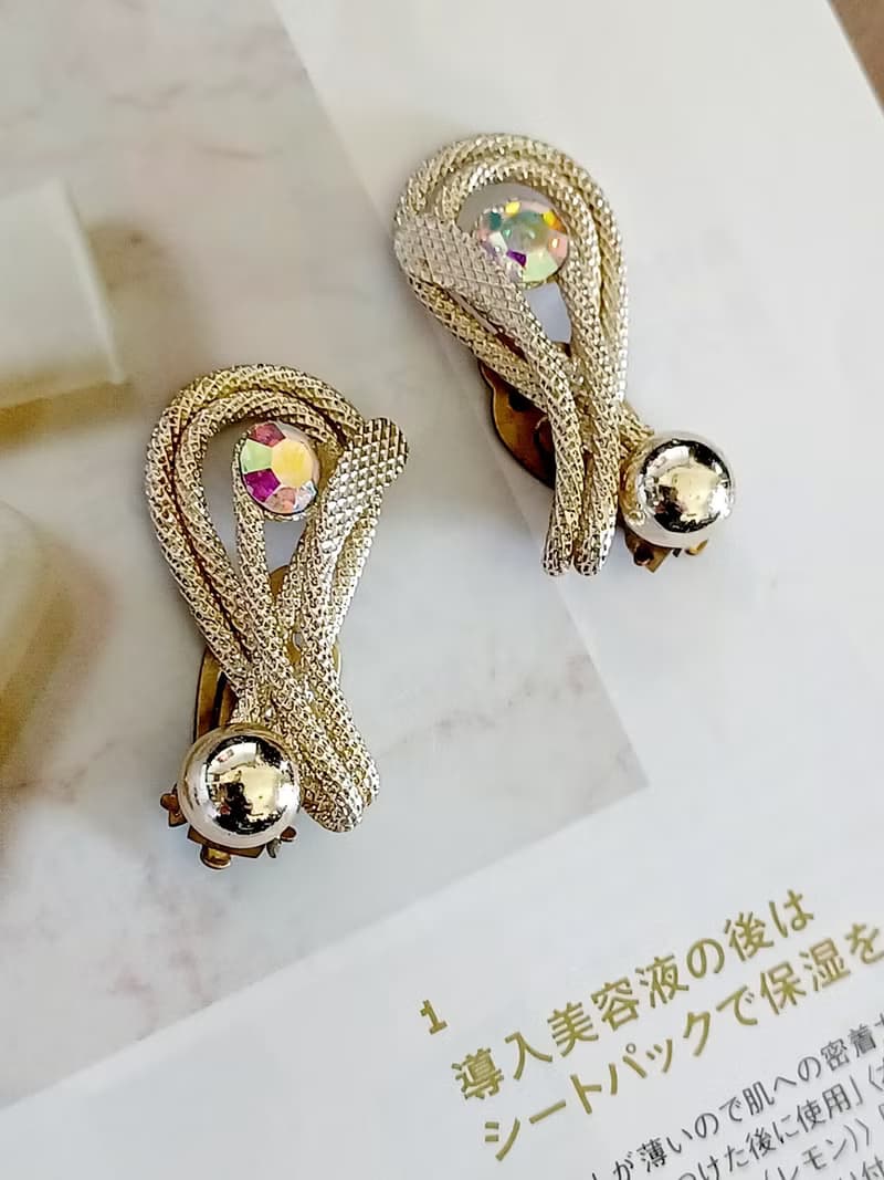 vintage jewelry  典雅金色繩結萊茵鑽 夾式耳環