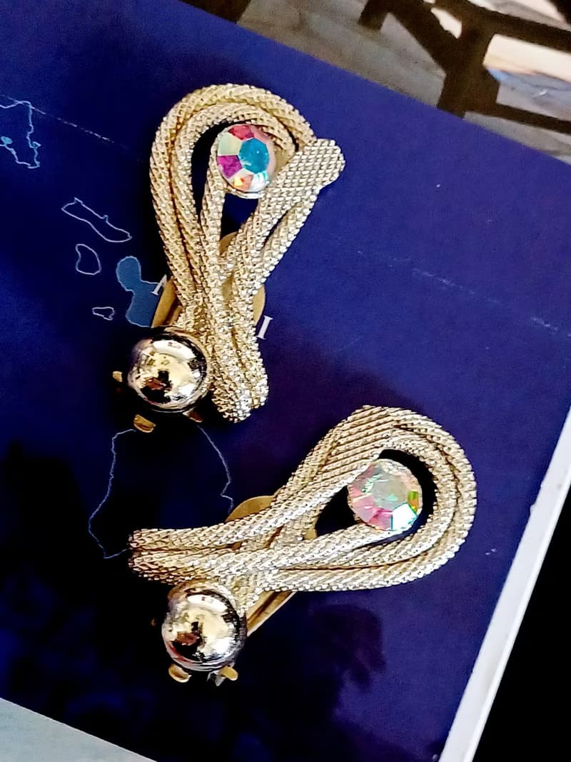 vintage jewelry  典雅金色繩結萊茵鑽 夾式耳環