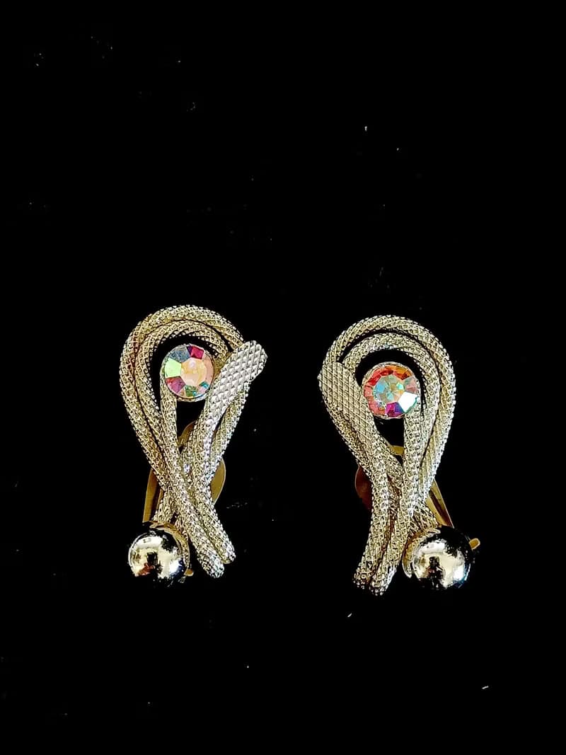 vintage jewelry  典雅金色繩結萊茵鑽 夾式耳環