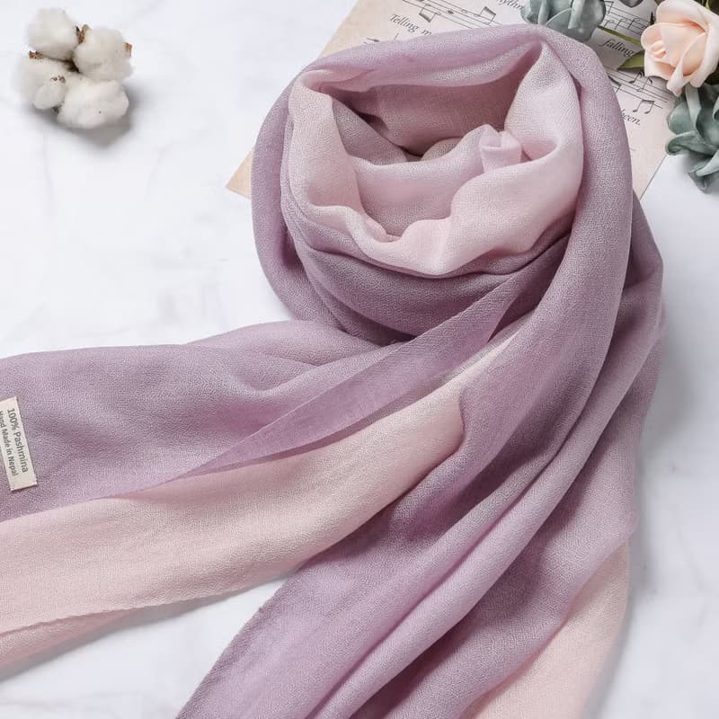 新款Cashmere羊絨圍巾/披肩 漸層 戒指絨 淡紫粉韻 四季適用
