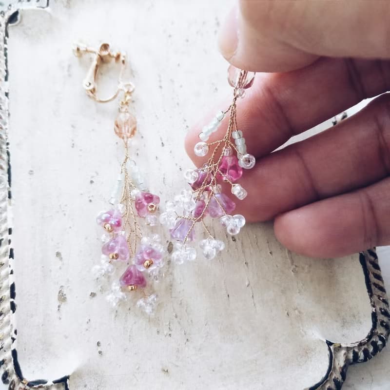 串珠花束耳環 (紫紅)