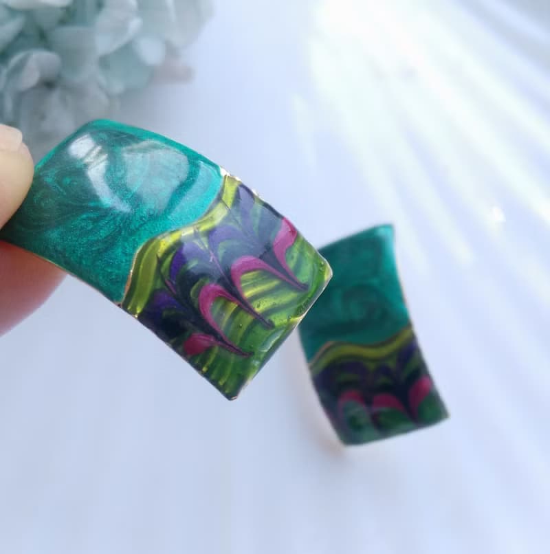 Vintage Jewelry 西洋古董飾品 長方 綠拉絲紋  針式耳環