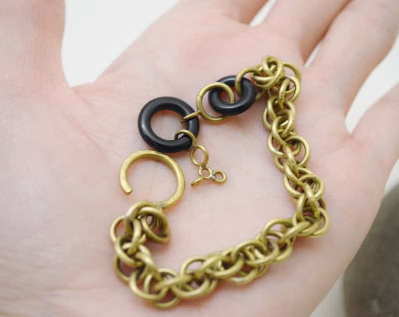 不能歸類系列-圈圈圈‧黑瑪瑙‧黃銅手鍊