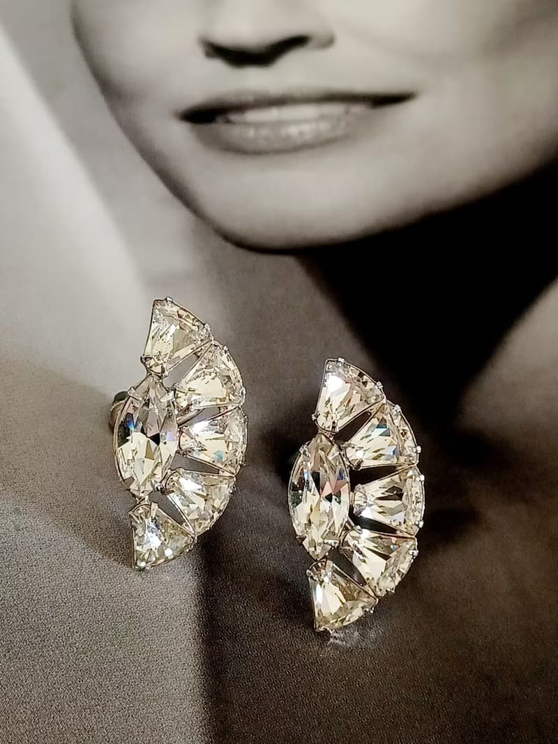 vintage jewelry  絢麗扇形萊茵 夾式耳環
