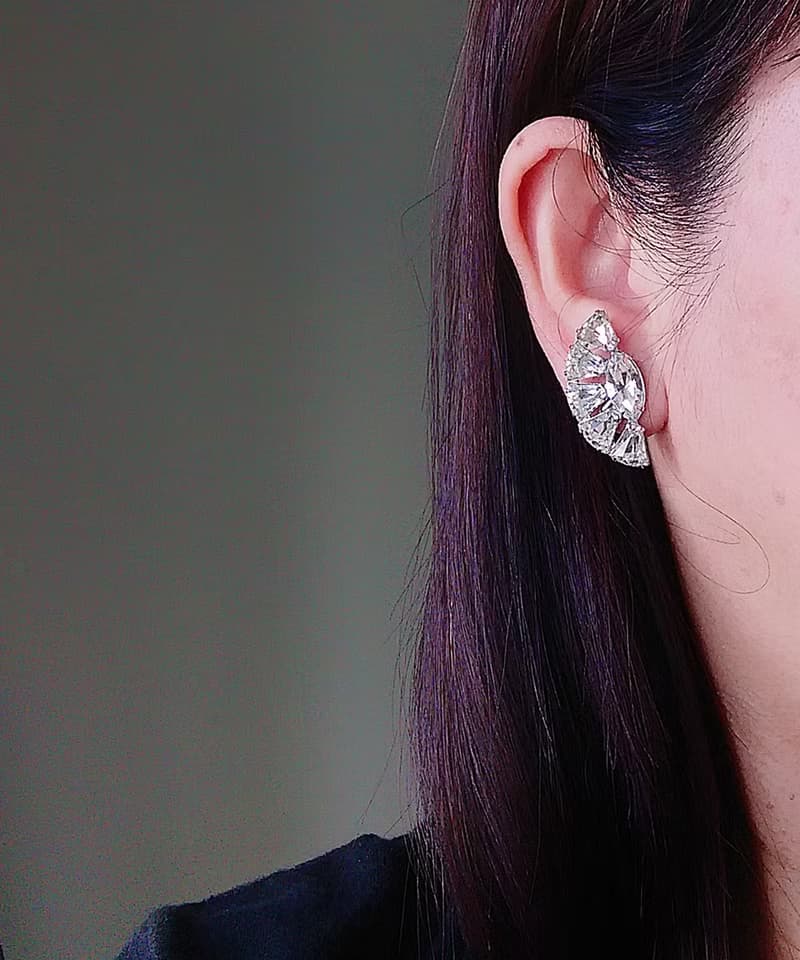 vintage jewelry  絢麗扇形萊茵 夾式耳環