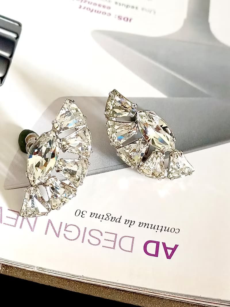 vintage jewelry  絢麗扇形萊茵 夾式耳環