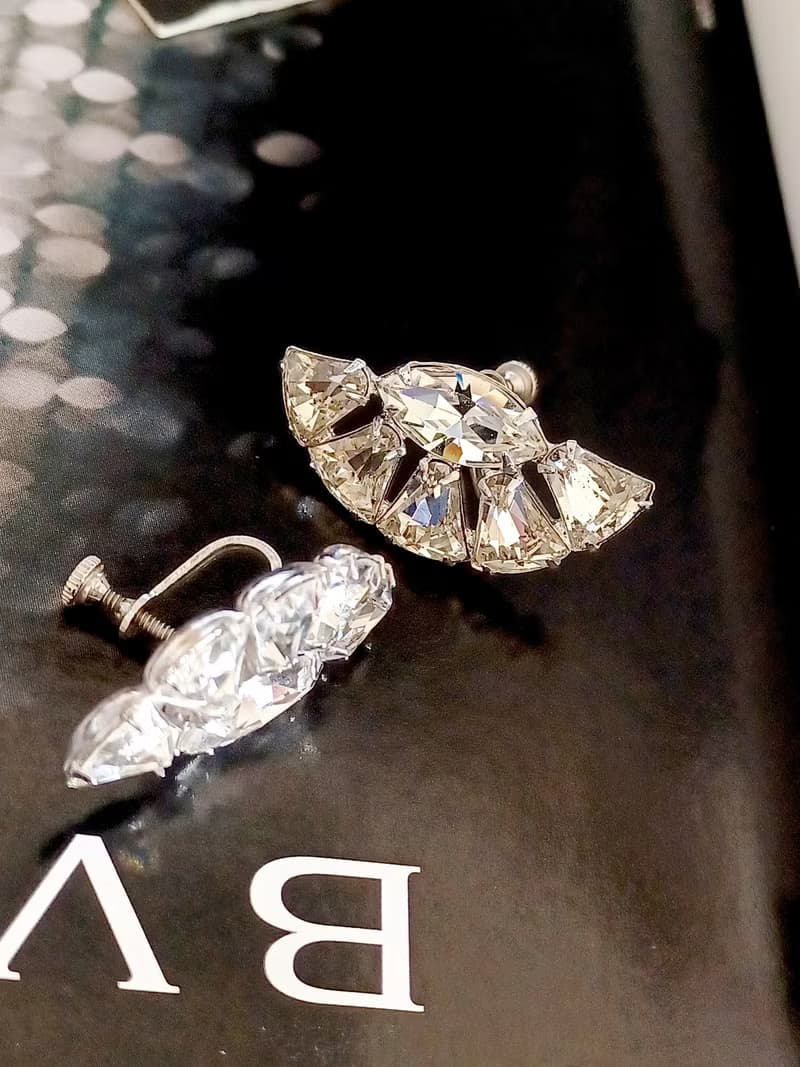 vintage jewelry  絢麗扇形萊茵 夾式耳環