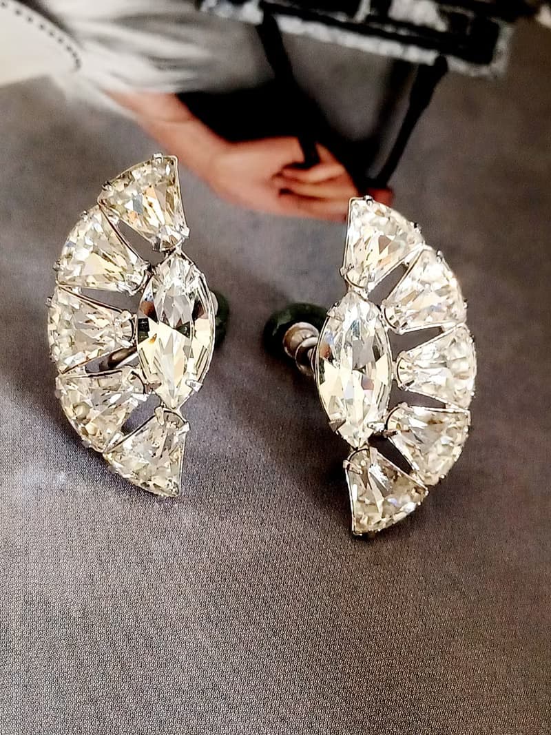 vintage jewelry  絢麗扇形萊茵 夾式耳環