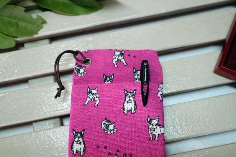口袋式筆袋  防漏墨 收納袋  醫師袍筆袋 ~ 犬