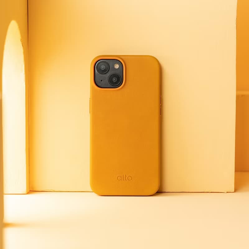 經典防摔皮革手機殼 iPhone 14系列 - 焦糖棕