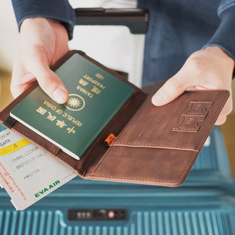 防盜刷護照套 RFID Passport Case - 啤酒　畢業禮物推薦