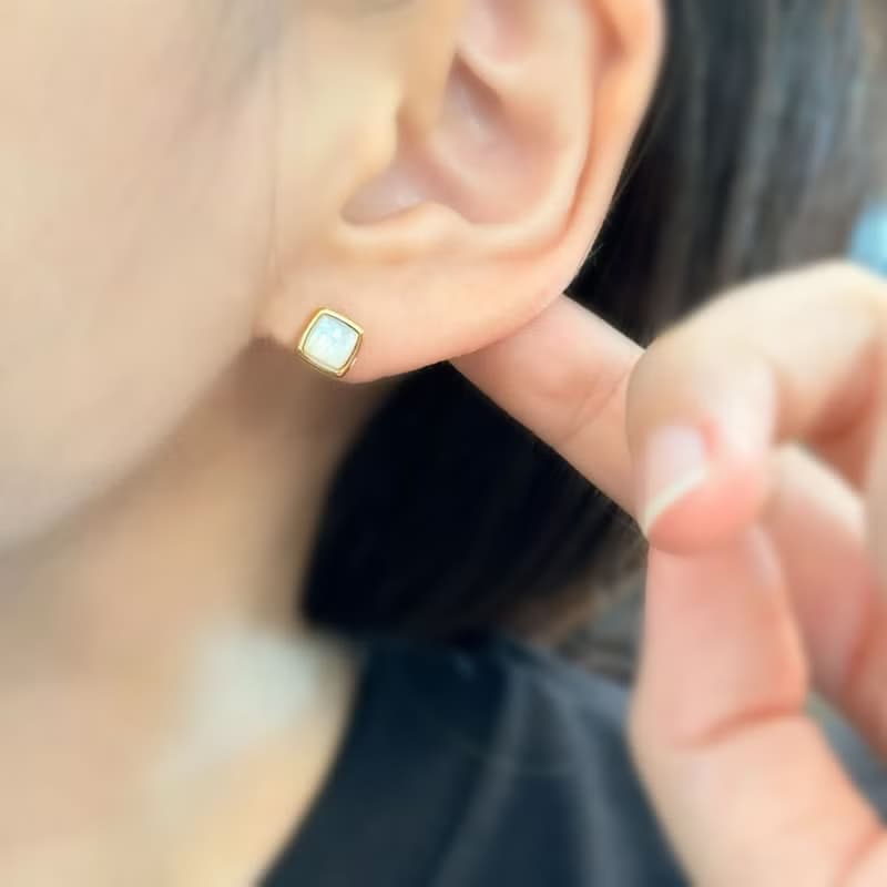 天然白蝶貝316醫療鋼轉珠耳環/ 14K金色 寶石 抗過敏耳環 可碰水