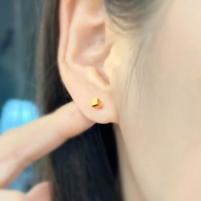 天然白蝶貝316醫療鋼轉珠耳環/ 14K金色 寶石 抗過敏耳環 可碰水