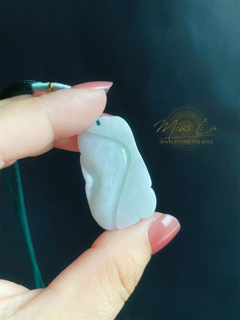 天然緬甸玉翡翠 白底青飄陽綠 荷葉魚 翡翠 禮物 天然石 項鍊