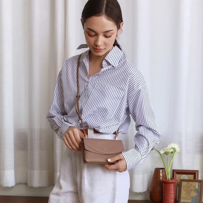 Millie (Woodrose) : Long wallet, Cow leather, Clutch, Crossbody bag, Brown tone