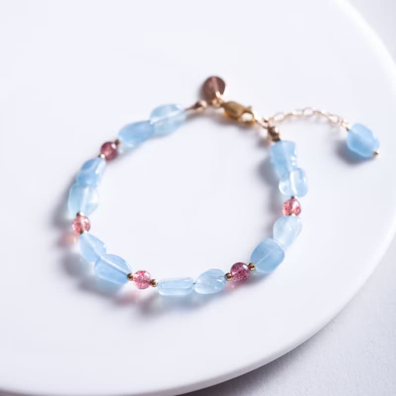 海藍寶草莓晶手鍊