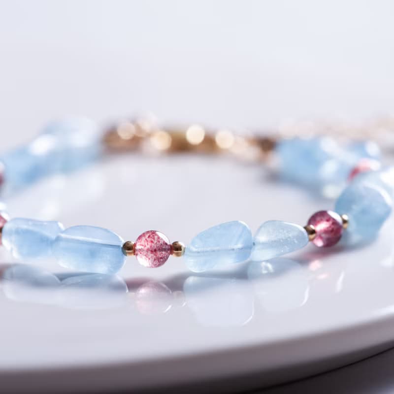 海藍寶草莓晶手鍊