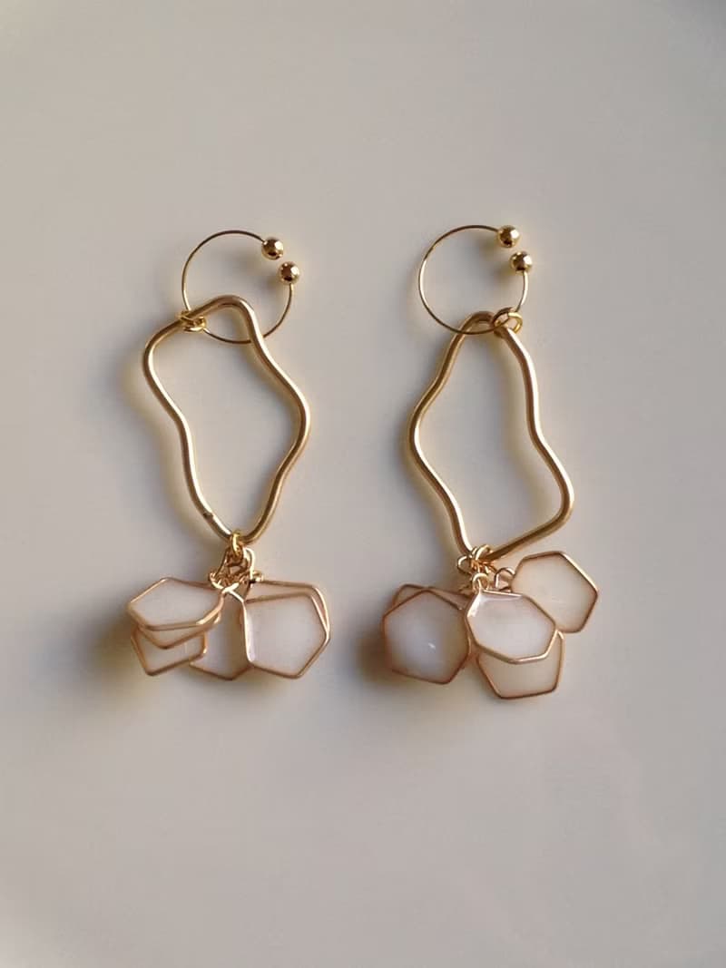 畫家花束 耳環 / 耳夾可 樹脂 飾品 可愛 上班族耳環 紙盒包