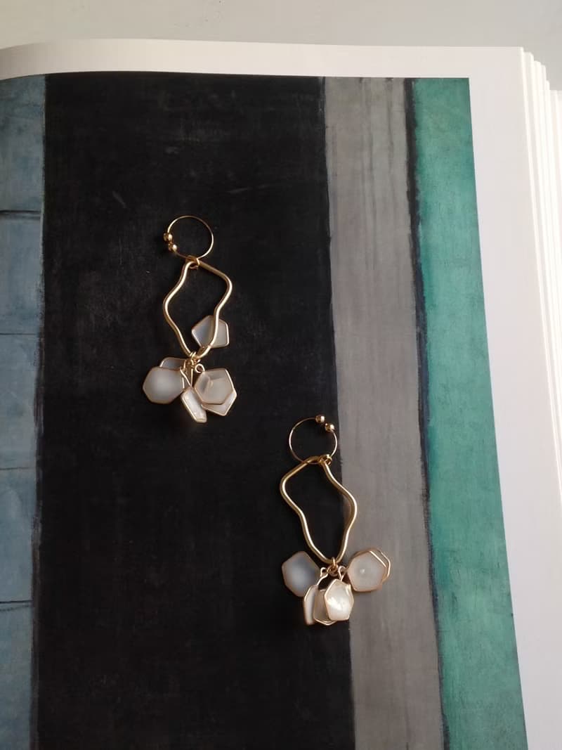 畫家花束 耳環 / 耳夾可 樹脂 飾品 可愛 上班族耳環 紙盒包