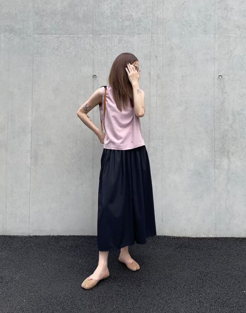 粉色小背心 Ash pink tank