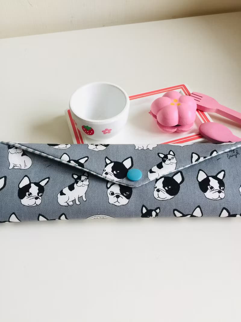 文青風環保筷袋  鬥牛犬 灰  手作餐具袋.交換禮物.