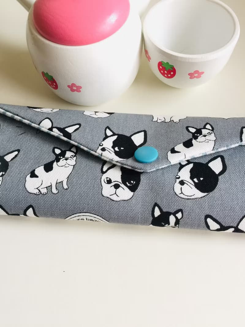 文青風環保筷袋  鬥牛犬 灰  手作餐具袋.交換禮物.