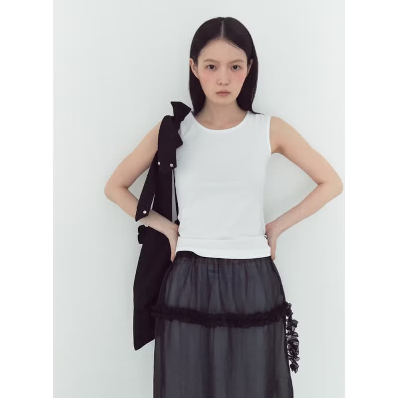 BLACK FLOWER HOBO CROSS BAG