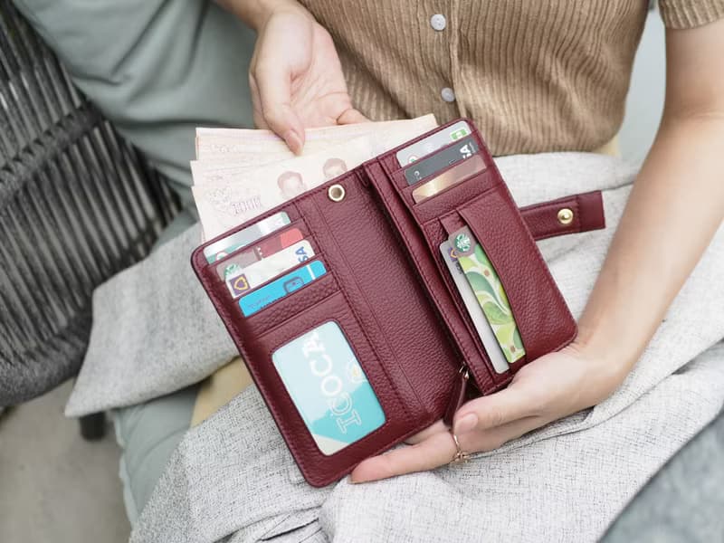 Iris (Burgundy) : Medium wallet, Leather wallet, Red wallet, folded wallet