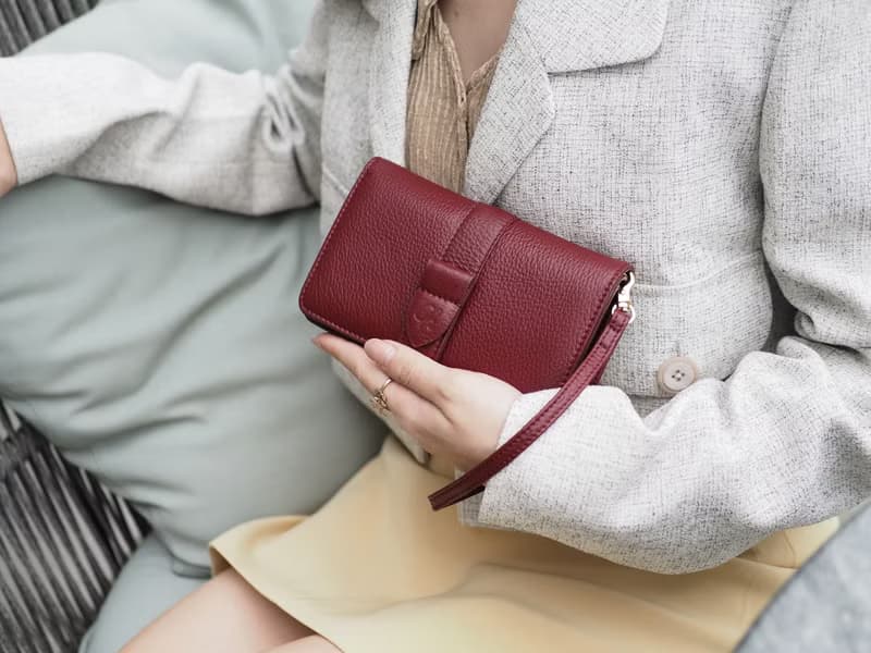 Iris (Burgundy) : Medium wallet, Leather wallet, Red wallet, folded wallet