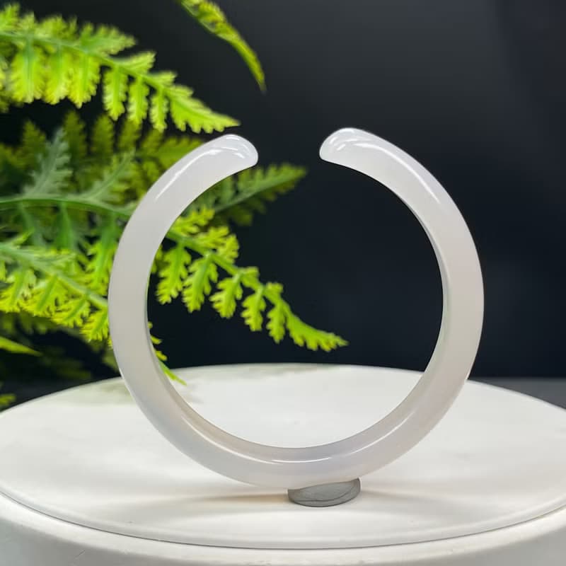 白瑪瑙貓爪手鐲 53MM 開口鐲冰潤起剛玉髓手環 平安吉祥 辟邪護身
