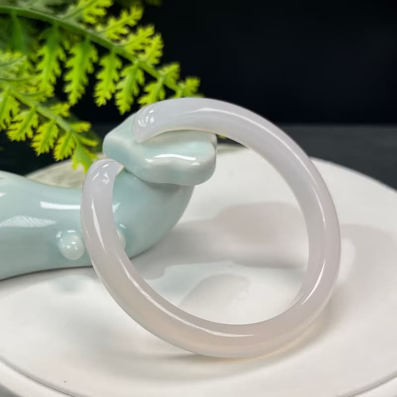 白瑪瑙貓爪手鐲 53MM 開口鐲冰潤起剛玉髓手環 平安吉祥 辟邪護身