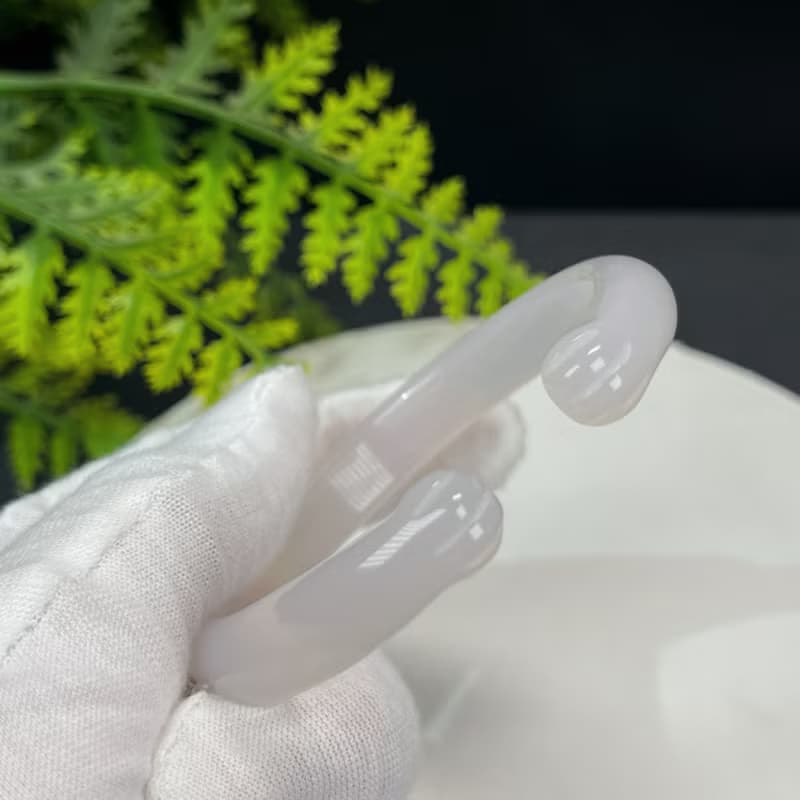 白瑪瑙貓爪手鐲 53MM 開口鐲冰潤起剛玉髓手環 平安吉祥 辟邪護身
